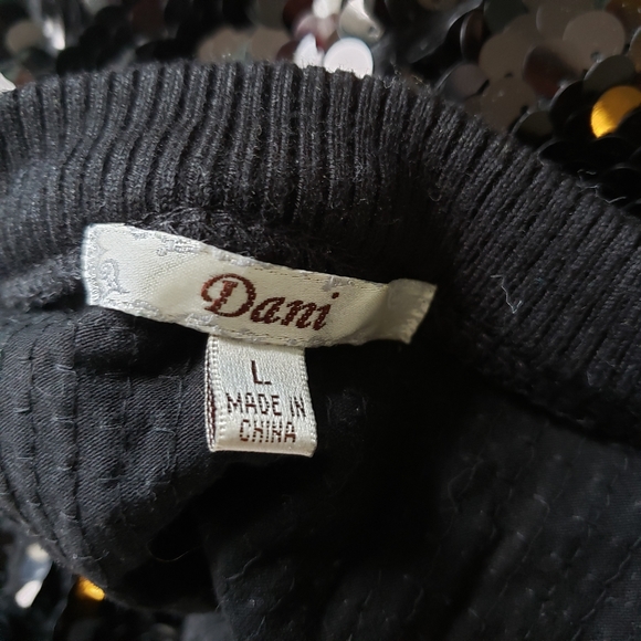 Cropped Sequined Jacket - Picture 5 of 6